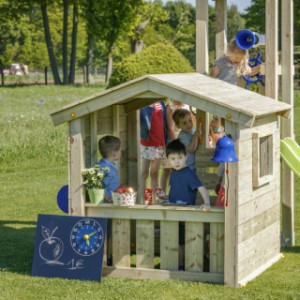 Spielhaus Lookout niedrig bietet viel Spielmöglichkeiten