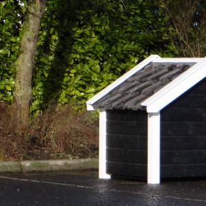 Hundehütte Reno mit Dachziegeln