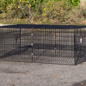 Kaninchenauslauf Maik aus schwarzem Gitter