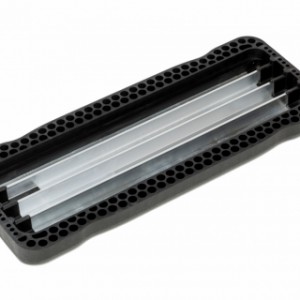 Schaukelsitz Curve XL ist ausgestattet mit ein Alu-Platte