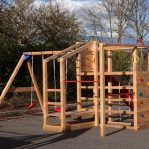 Spielgerät Crossfit ist ein schönes Erwerb für Ihre Garten