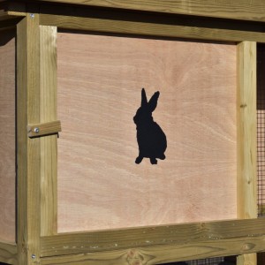 Auf der Schlafraum ist ein Kaninchen gemalt