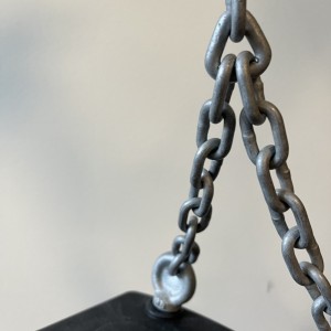 Der Kette hat 2 Befestigungspunkte