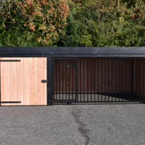 Hundezwinger Frenkie hat die Abmessungen 320x175x115cm