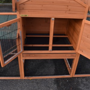 Der Hühnerstall Prestige Medium ist geeignet für 3 bis 5 Hühner