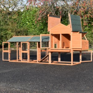 Kaninchenstall Prestige Medium hat viele Öffnungen