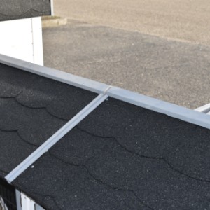 Hühnerstall Double Prestige Medium ist erweitert mit 2 Ausläufe