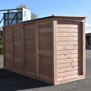 Voliere Flex 4.1+ hat ein Rückseite aus Holz