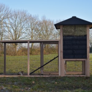 Eben gucken an der Rückseite von Heuhaufen Rosanne