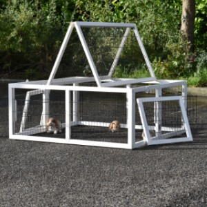 Der Kaninchenauslauf Multirun kann leicht versetzt werden