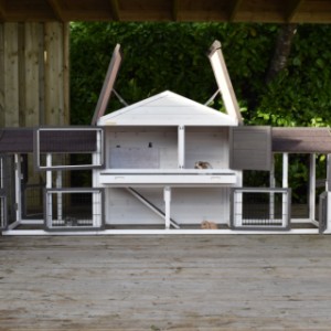Kaninchenstall Regular Medium mit 2 Auslaufflächen und Isolierset