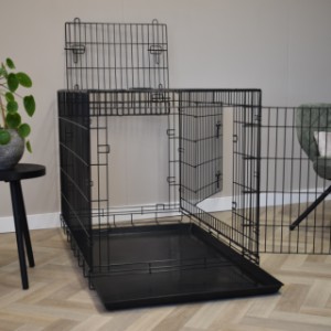 Der Käfig Strong XXL hat 3 Türen