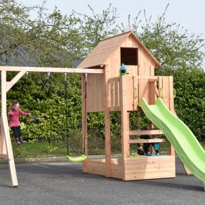 Spielhaus Dream 150 mit Rutsche, Schaukel & Küche • Douglas • 431x460x316cm