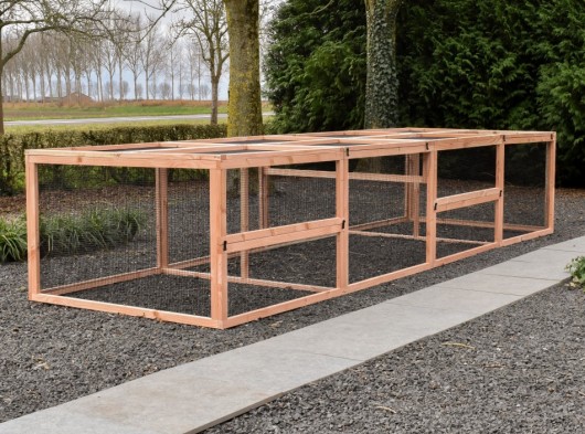 Separate Auslauf Eggy - Douglasienholz