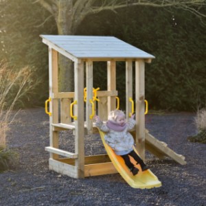 Spielturm Plan 60 ist für Kinder ab 2 Jahren geeignet