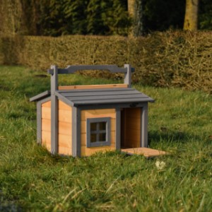 Der Katzenhütte Yara ist geeignet für ein kleine Katze
