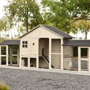 Kaninchenstall Holiday Large mit doppeltem Auslauf 489x100x195 cm