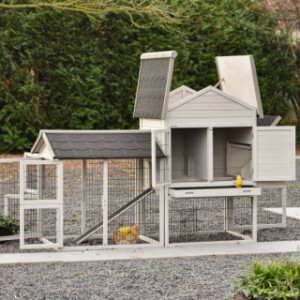 Der Prestige Medium verfügt über viele Türen und Klappen für eine einfache Reinigung.