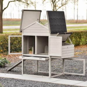 Der Prestige Medium verfügt über viele Türen und Klappen für eine einfache Reinigung.