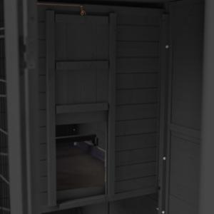 Der Hühnerstall Holiday Large verfügt über eine einfach zu bedienende Verschlussklappe.