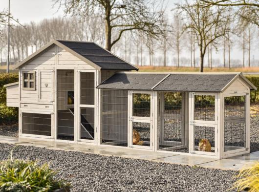Hühnerstall Holiday Medium mit 2 Ausläufe und Legenest 400x88x151cm
