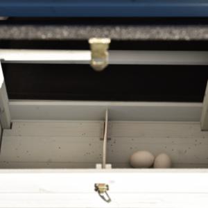 Das Legenest von Ambiance Small ist in zwei Teile aufgeteilt