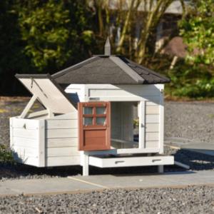 Ambiance Small hat praktische Türen, abnehmbare Dächer und eine praktische Schublade