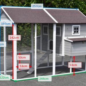 Verschiedene Abmessungen von Kaninchenstall Royalty
