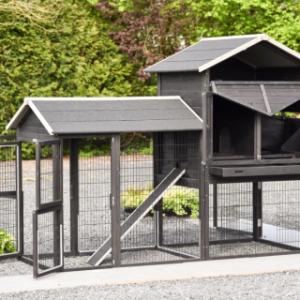 Hühnerstall Prestige Large | mit viele Türen