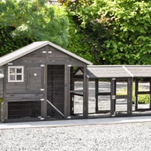 Der Hühnerstall Holiday Medium Black ist ein Erwerb für Ihre Garten!