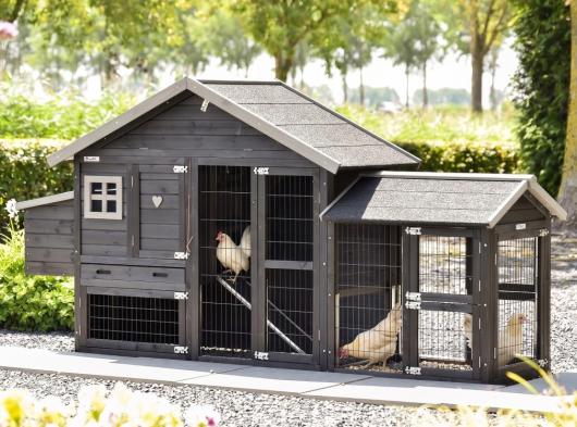 Hühnerstall Holiday Small Black mit Auslauf Space und Legenest 253x73x128cm