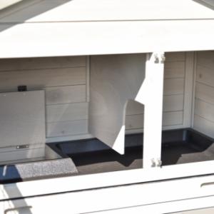 Die obere Etage des Kaninchenstalls Excellent Medium