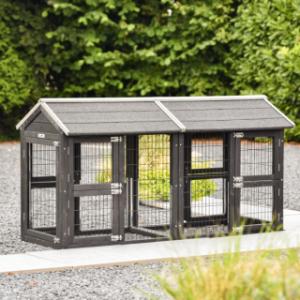 Der Katzenauslauf Space Small bietet Ihrer Katze viel Platz