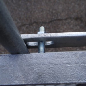 Das doppelte Futterset ist einfach in der Höhe verstellbar