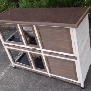 Meerschweinchenstall Annely ist herstellt aus Kiefernholz