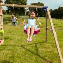 Spielgerät Kiosk bietet Schaukel- und Spielspaß