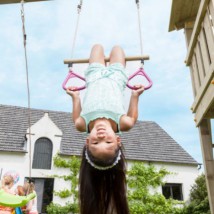 Spieltürme Kiosk niedrig | Spielspaß auf der Schaukel
