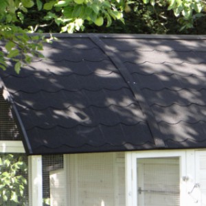 Dach mit Dachpappe Hühnerstall