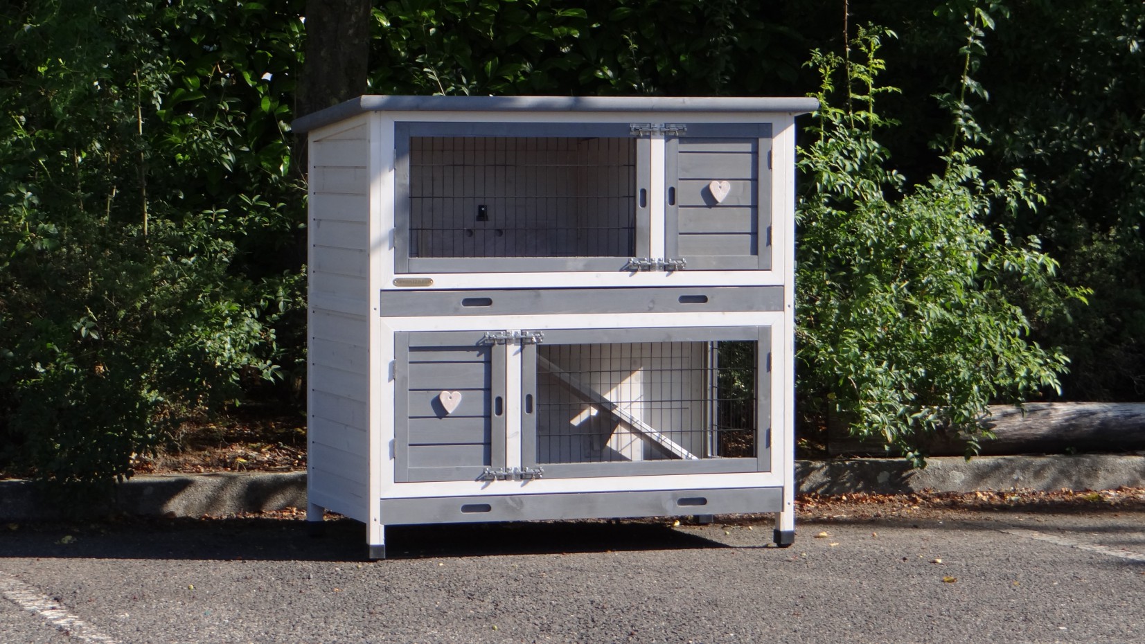 Hasenstall aus Holz für draußen!