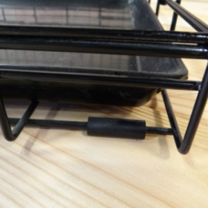 Die Reisebox Strong S ist mit Gummifüßen ausgestattet, damit der Boden besser geschützt wird