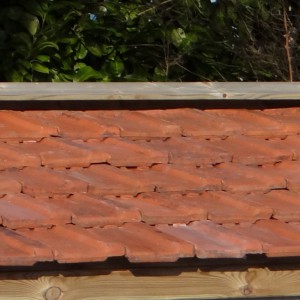 Der Dachziegeln sind verfügbar im mehrere Farben